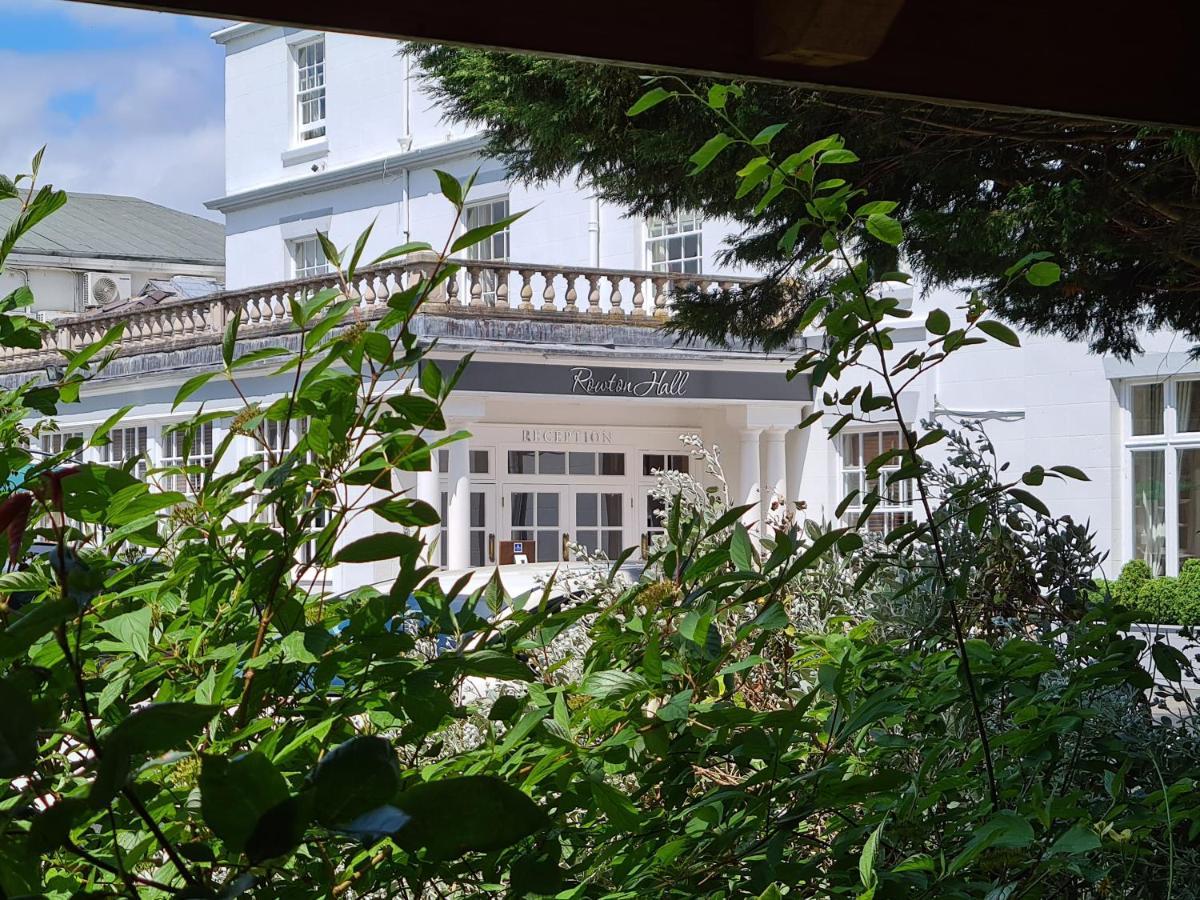 Rowton Hall Hotel And Spa Chester Exterior foto