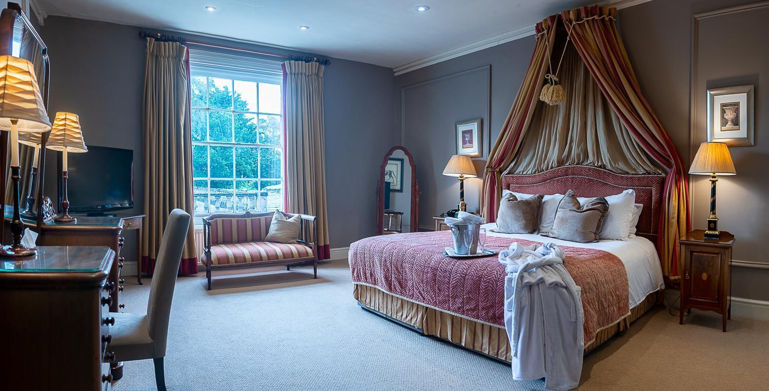 Rowton Hall Hotel And Spa Chester Exterior foto